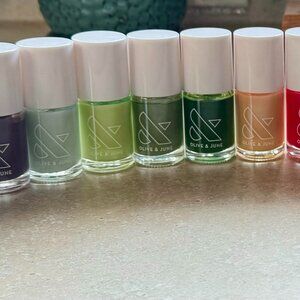 OLIVE & JUNE - Lot of Polishes